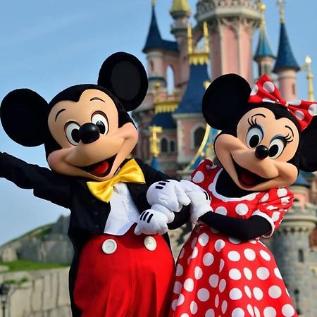 L'Olivier Centre Ville Parking Disneyland 4 Personnes Et 1 Bebe رومافييي المظهر الخارجي الصورة